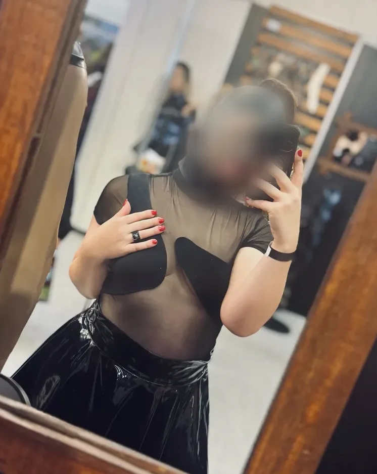 Ariadna, 29 años